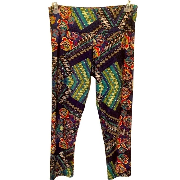 Onzie Ladies Crop Patterned Yoga Workout Leggings - Picture 2 of 5